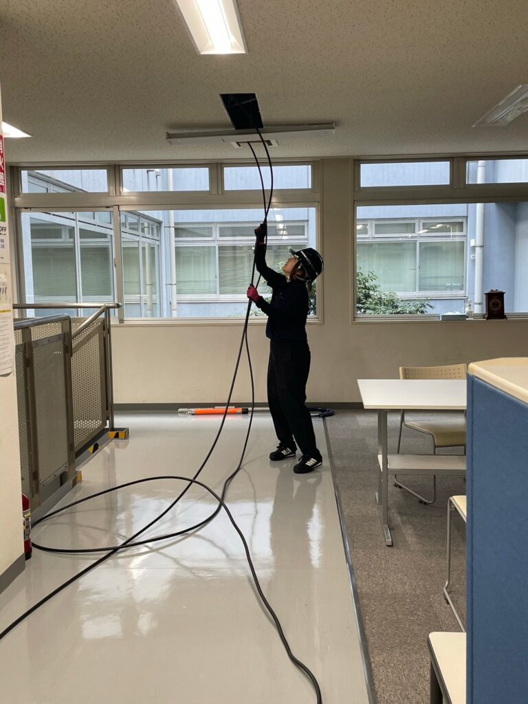 電気工事、通信工事ならアスフィードにお任せ下さい｜電気工事｜通信工事｜テレビアンテナ設置業｜光ケーブル工事｜携帯電話用基地局アンテナ工事｜LED設置交換｜防犯カメラ設置｜建築リフォーム｜千葉県｜柏市｜岩手県｜関東エリア｜東北エリア｜