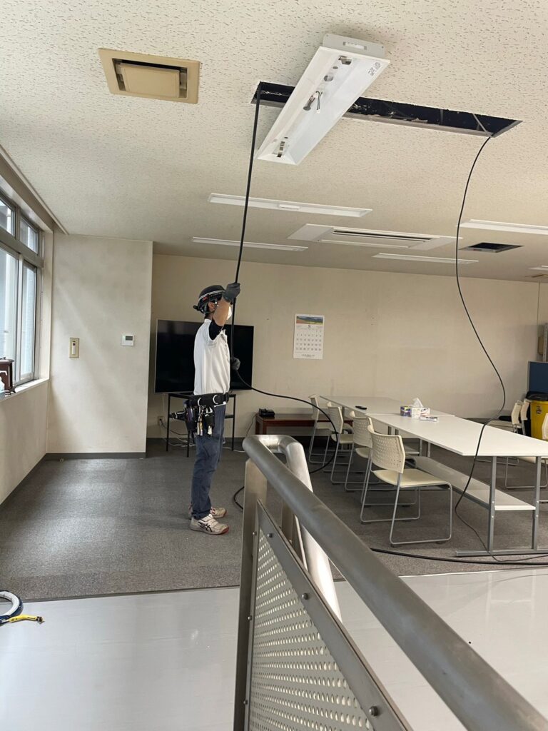 電気工事、通信工事ならアスフィードにお任せ下さい｜電気工事｜通信工事｜テレビアンテナ設置業｜光ケーブル工事｜携帯電話用基地局アンテナ工事｜LED設置交換｜防犯カメラ設置｜建築リフォーム｜千葉県｜柏市｜岩手県｜関東エリア｜東北エリア｜