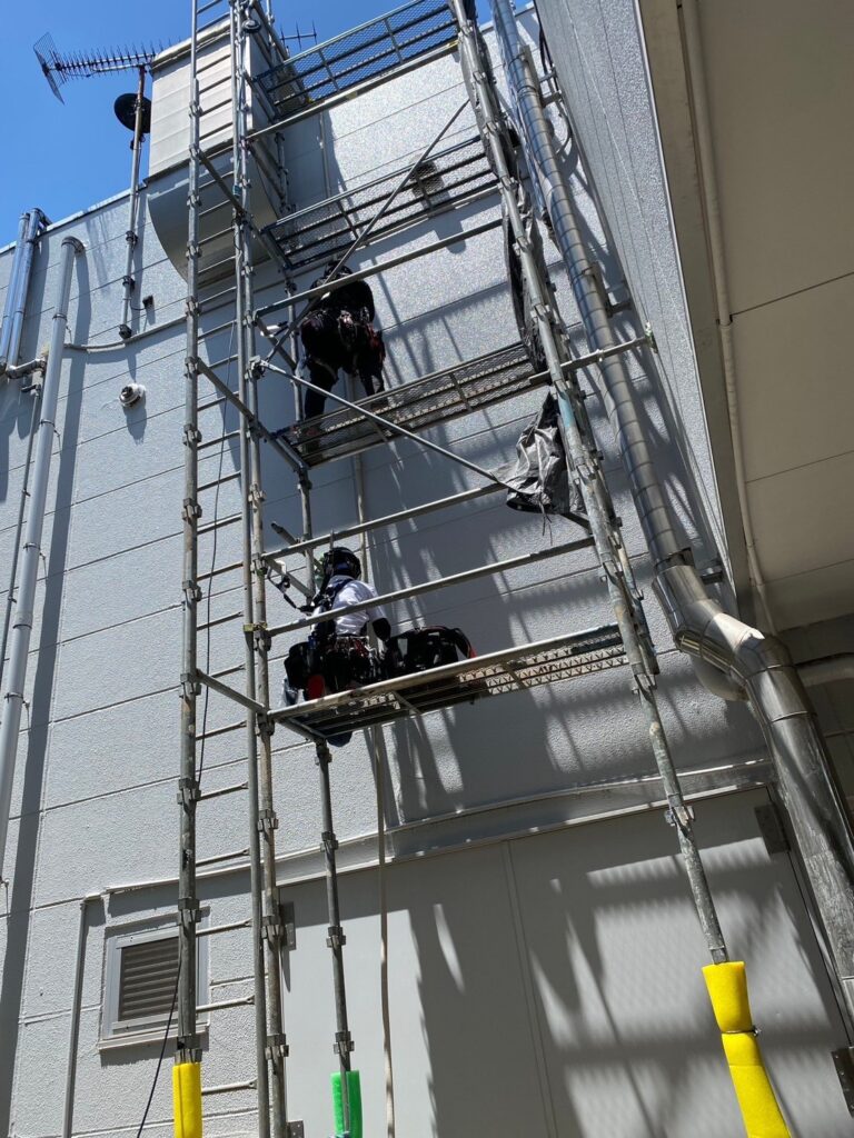 電気工事、通信工事ならアスフィードにお任せ下さい｜電気工事｜通信工事｜テレビアンテナ設置業｜光ケーブル工事｜携帯電話用基地局アンテナ工事｜LED設置交換｜防犯カメラ設置｜建築リフォーム｜千葉県｜柏市｜岩手県｜関東エリア｜東北エリア｜
